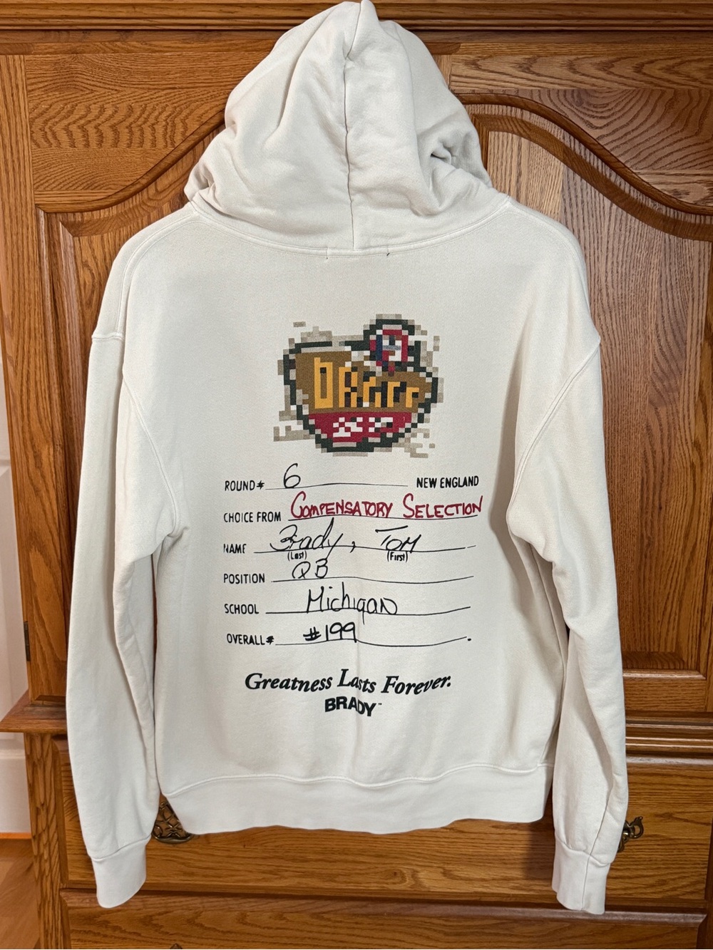 RARE Tom Brady Limited Release Draft Day Hoodie Cream Size Medium